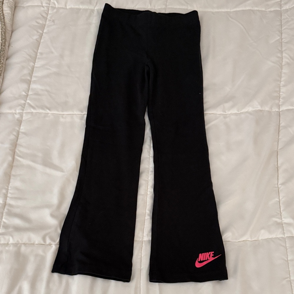 Nike Kids Black Flare Leggings with Pink Swoosh